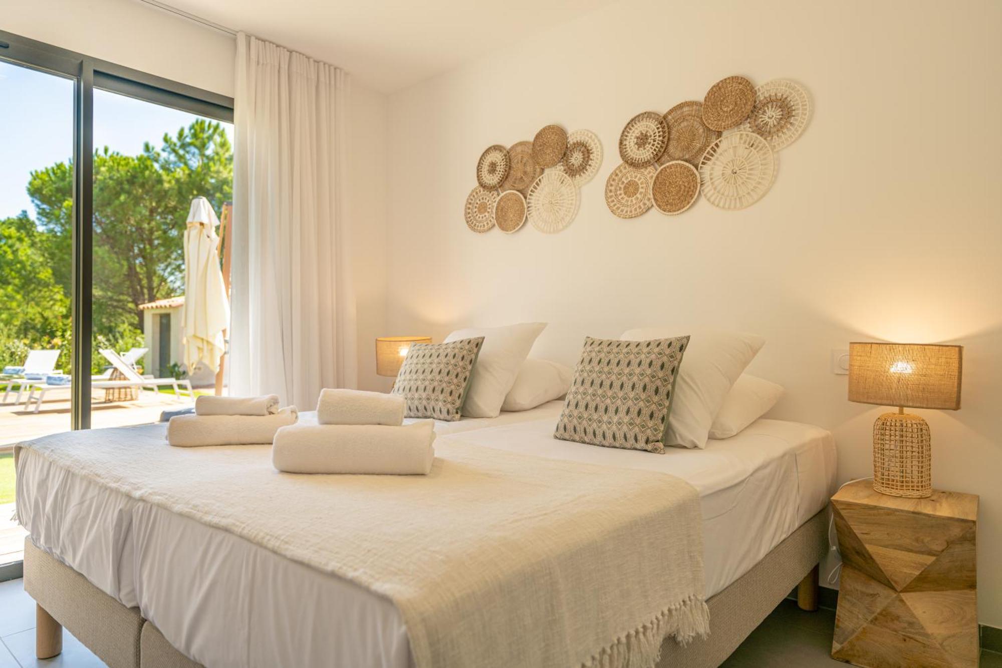 بورتو فيكشْيو Calarossa Bay Resort المظهر الخارجي الصورة